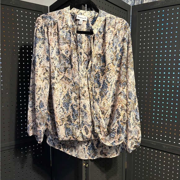 Veronica M Blue and Cream Patterned Blouse - Picture 1 of 9